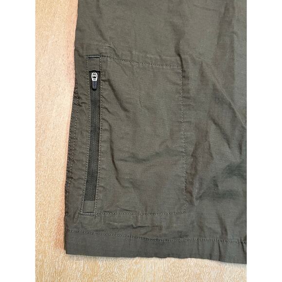 Vuori Ripstop Shorts in DARK OREGANO Large - Picture 7 of 7